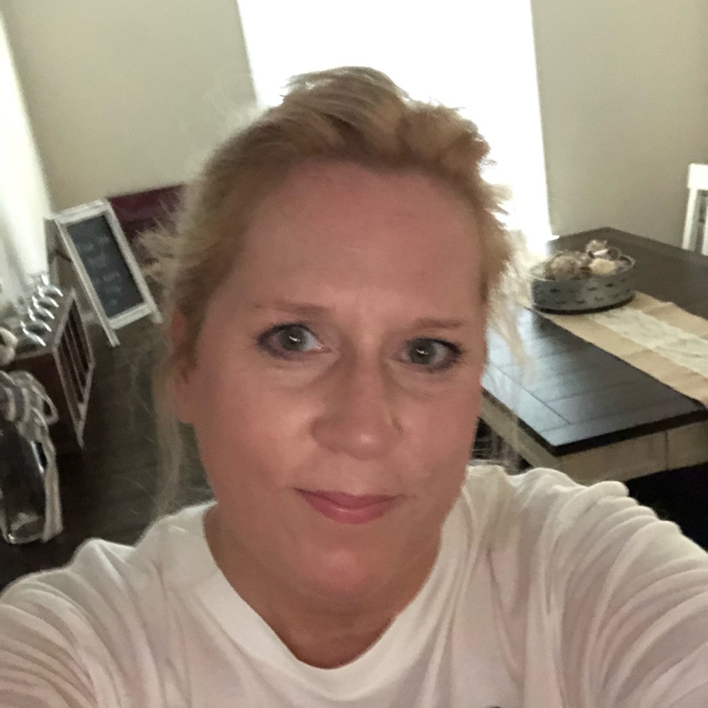 Meet your Posher, Toni